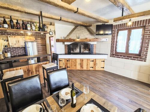 virtuve, Holiday Home Kristina by Interhome in Smilcic