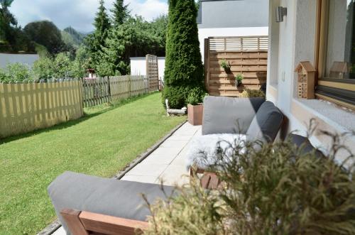 Hollys Ferienwohnungen in جيرلوس