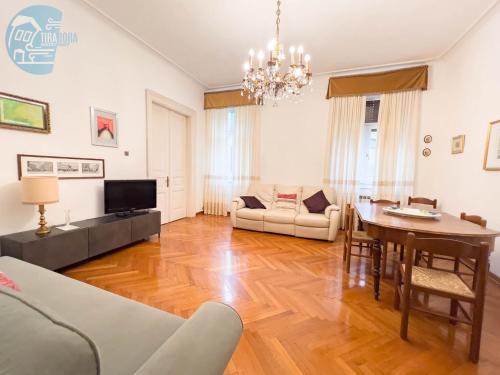 Viale Miramare 27 Tirabora Short Rent