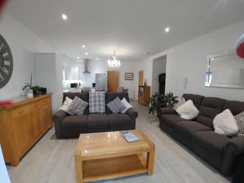 Bar/lounge, Meadow View Apartments near Fistral Blu