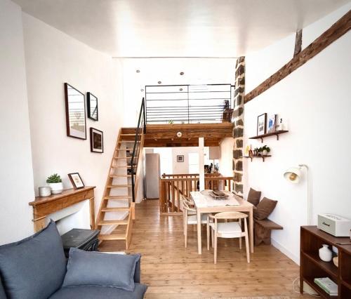 Maison atypique - Au coeur de la vieille ville gîte à louer Aiguilhe