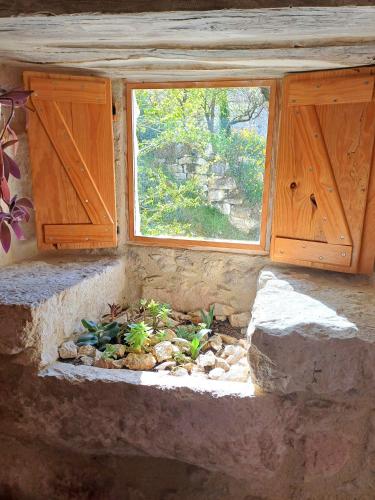 設施, Moon in 卡斯泰爾諾蒙特拉蒂耶