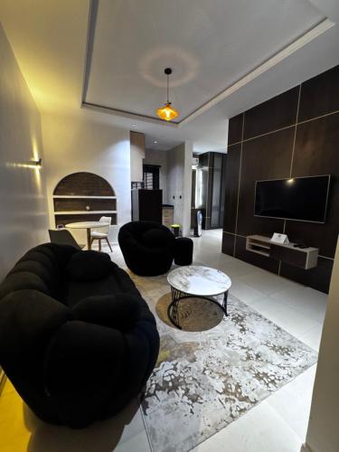 . U&U place