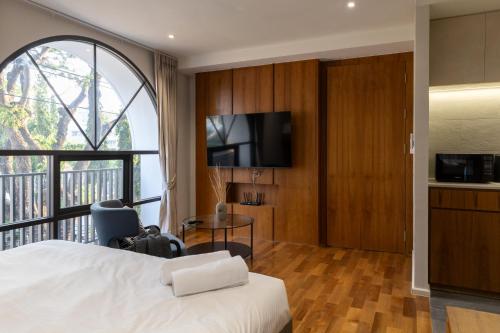 room detail thumbnail 0