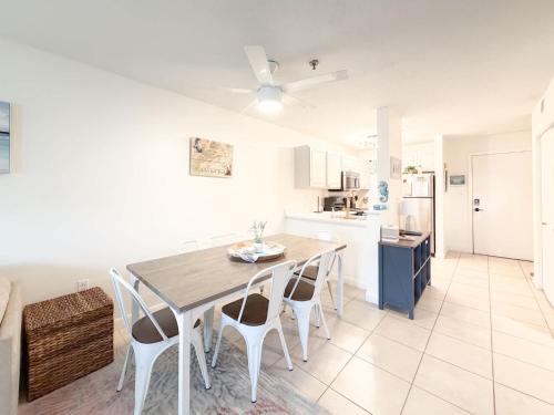 Coastal 2 bed 2 ba Villa - Pools - beach access in 힐튼 헤드 아이랜드 (SC)