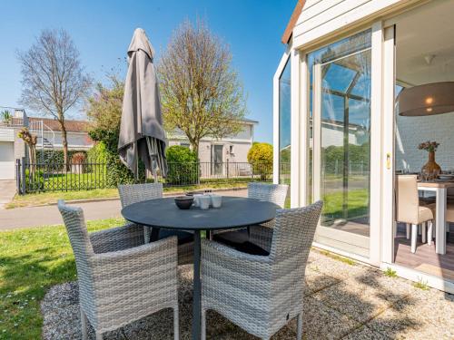 Erkély/terasz, Zeeuwse Wellness Lodge in Kamperland