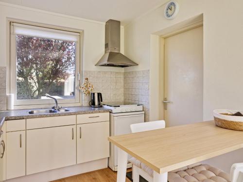 virtuve, Duinlodge Groot Valkenisse in Biggekerke