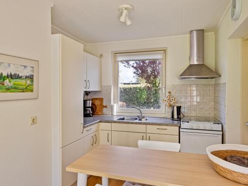 virtuve, Duinlodge Groot Valkenisse in Biggekerke