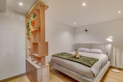 Basement studio- Montparnasse Station - image 3