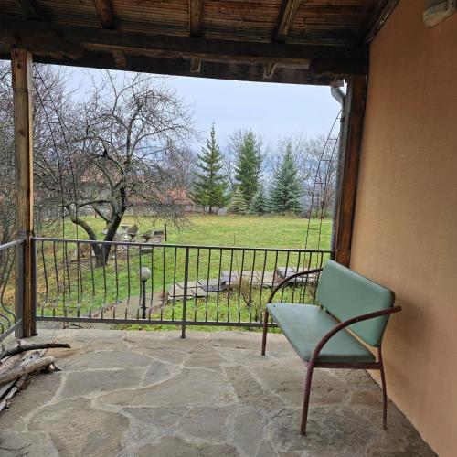 стаи за гости Традиция in Kravenika