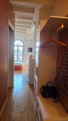 入口, Le Petit Quai Studio 2 site historique Chinon in 希農市中心