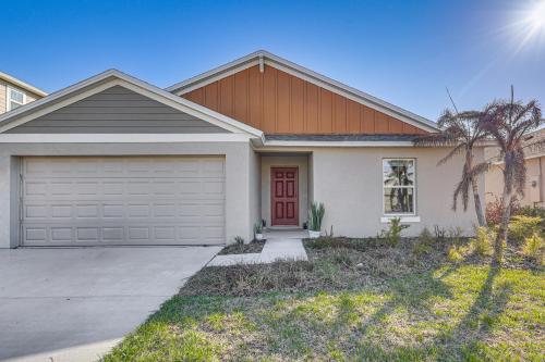 Hybrid Work Retreat in Lithia w/ Pool Access! in River Hills Masters (FL)