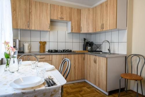 Konyha, Pokoje Gościnne Traugutta 178 (Pokoje Goscinne Traugutta 178) in Ciechocinek városközpont