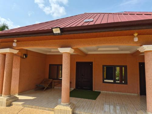 A szálláshely kívülről, Ababio Guest House Pramkese in Kyebi