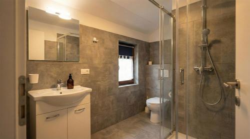 Bathroom, GT Nord Hof in Mullenbach