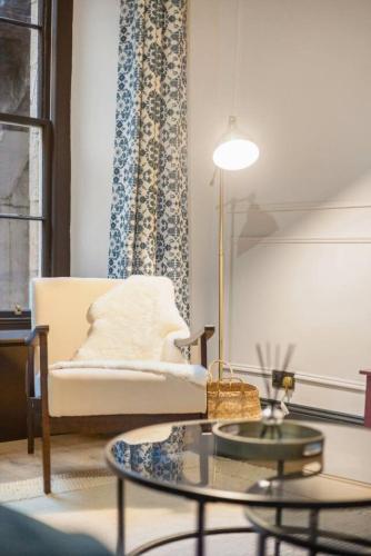 Traditional 1 Bed City Centre Edinburgh - image 10