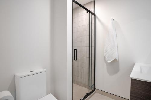 Brand New Townhouse With The X Factor - image 7