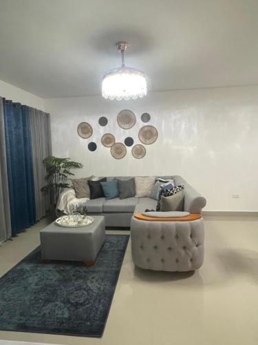 Lujoso apartamento con jacuzzi y gimnasio in Villa Mella