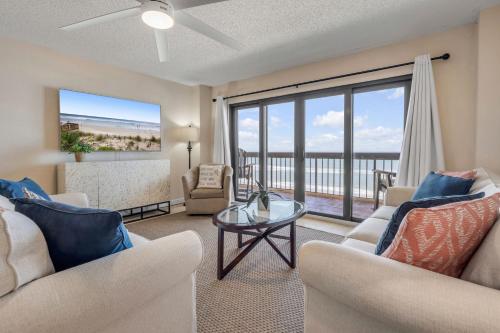 Luxury, Direct Oceanfront Unit and Balcony, Southeast Corner, Heated Pool, Garage Parking, Ormond Beach