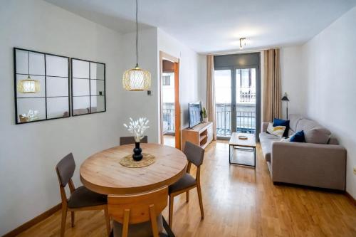 2 bedrooms, 3 beds
