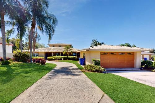 Létesítmények, Dog-Friendly Lakefront Home with Private Dock & Beach - Snowbirds Welcome in Lake Placid (Florida)