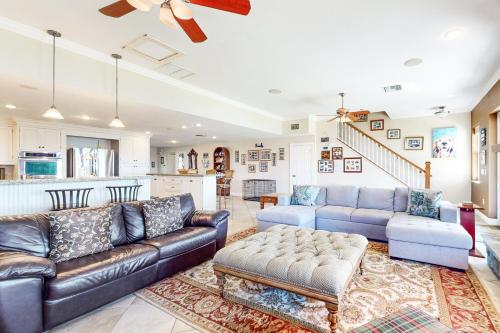 Létesítmények, Dog-Friendly Lakefront Home with Private Dock & Beach - Snowbirds Welcome in Lake Placid (Florida)