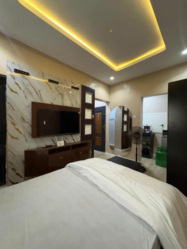 Studio Apartment-Ajose – khách sạn tại Somolu