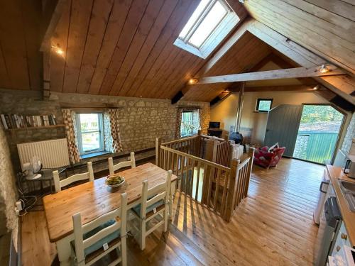 Ashley Cottage - charming and peaceful property with stunning views near Bath & Bristol in Wick