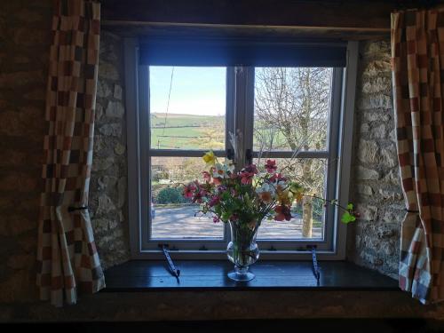 Ashley Cottage - charming and peaceful property with stunning views near Bath & Bristol in Wick