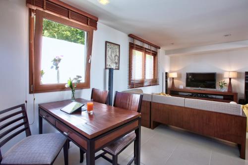 Baan Apsara - Stunning Sea View 3 Bed Pool Villa