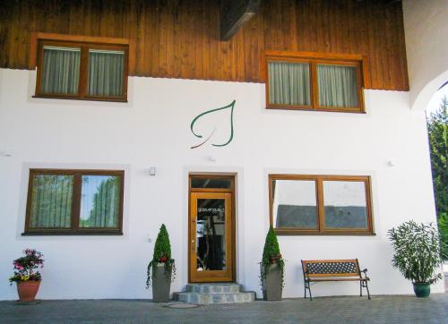 Gästehaus am Lindenhain