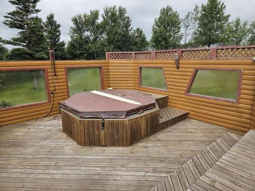 Secret lagoon cabin in Arnes