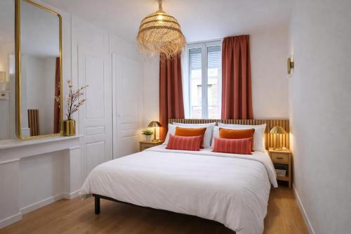 La Maison nette, calme, parking, 6 min a gare