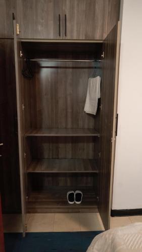 Sheba Palace Apartment - image 4