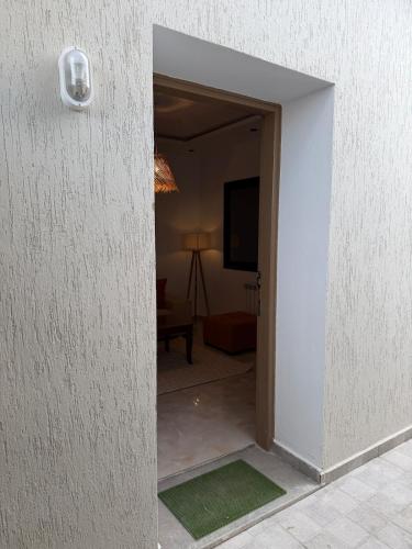 Nestlya Apartment in Ariana