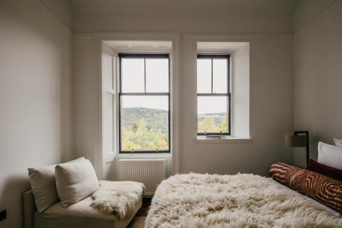 2 twin beds