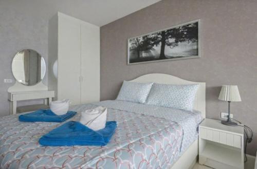 Energy Hua Hin - 1 BR Condo with Seaview of Cha-Am white beach - Tap to explore photos