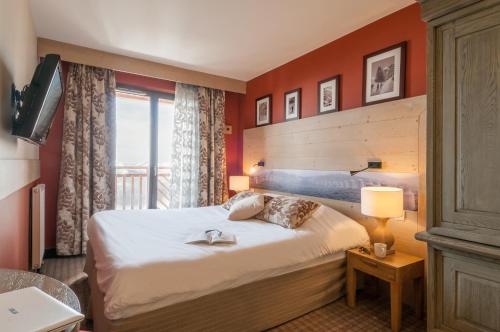 4 bedrooms, 7 beds