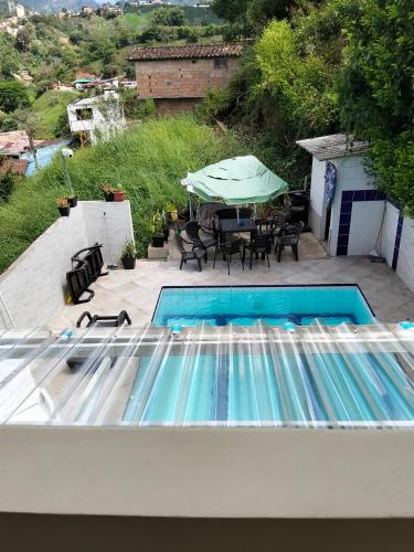 Casa con pisina de 3 habitaciones en Andes 15 mtos jardín (Casa con pisina de 3 habitaciones en Andes 15 mtos jardin) in Andes
