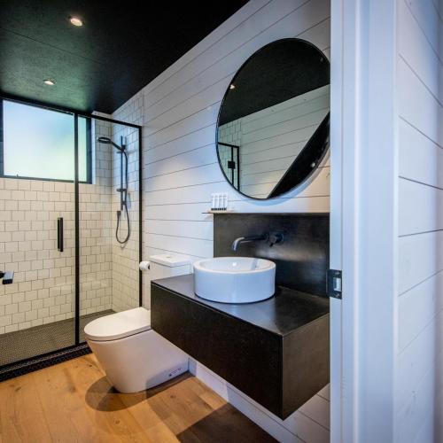 Black Hut Eco Retreat in Mount Pleasant