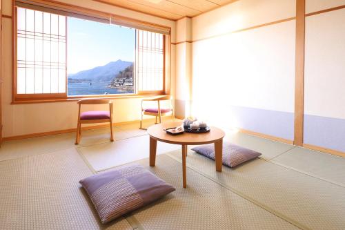Fujikawaguchiko Onsen Hotel Asafuji和室（4名）