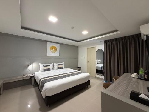 UTD8 Hotel & Residence Bangkok 