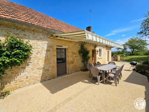 Maison en pierres avec jardin et parking près de Sarlat - FR-1-616-478 gîte à louer Senessou