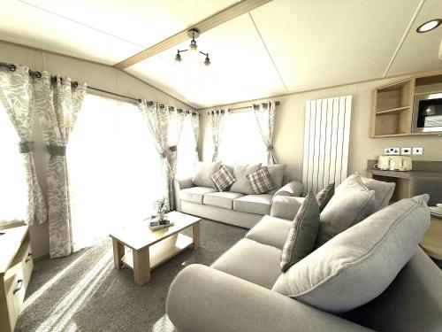 Cedar Retreat in Cayton