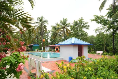 wild paradise jungle homestay in Hankon