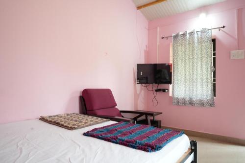 wild paradise jungle homestay in Hankon
