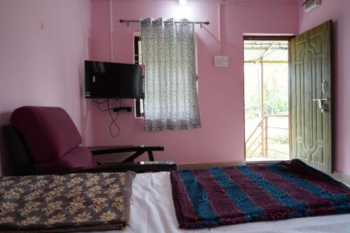 wild paradise jungle homestay in Hankon