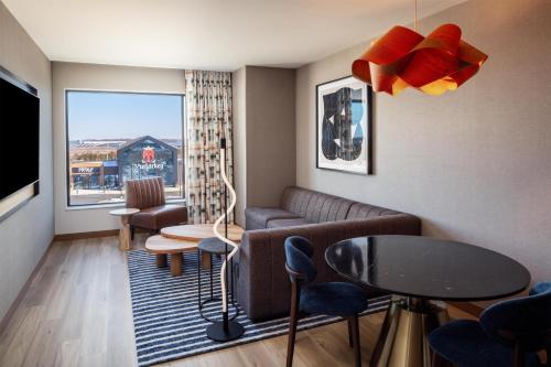 Tempo By Hilton Manassas - image 11