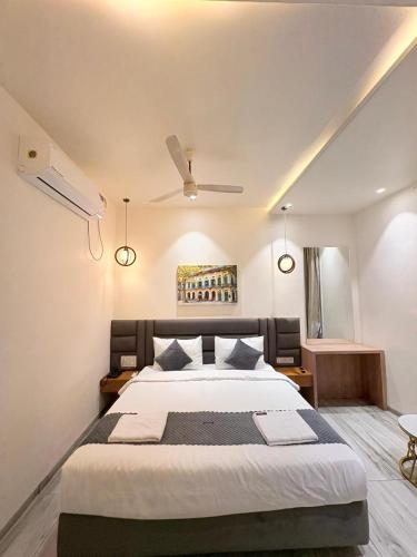 Hotel Moti Mahal in Ambikapur