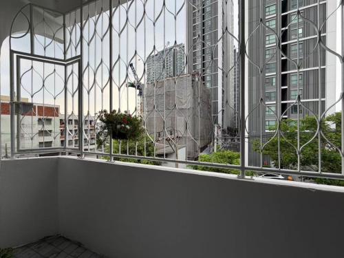 S Hostel sukhumvit 48Near Phrakanong BTS station - image 14